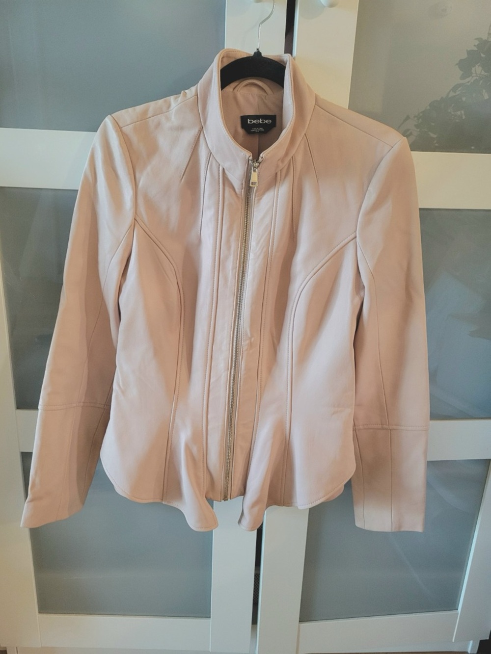 bebe Ivory/blush pink Long Sleeve Leather Zip Jacket. Sz M